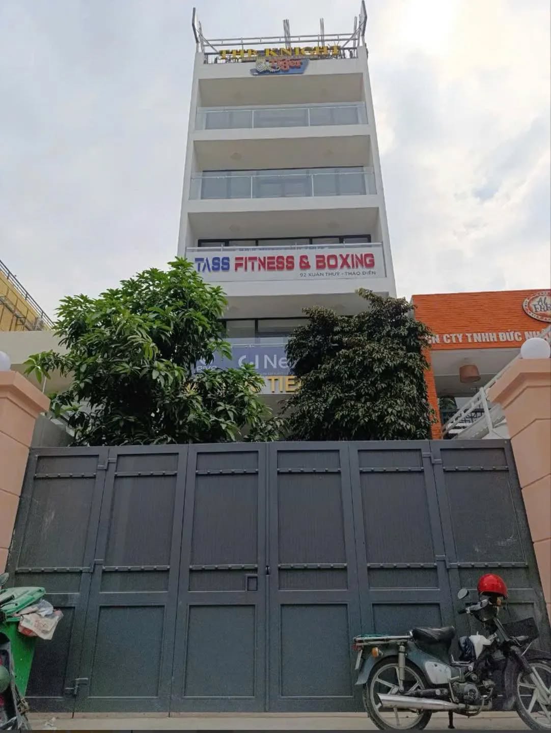 Bán Tòa Nhà 92 đường Xuân Thủy, Phường Thảo Điền, Quận 2 – 140 Tỷ